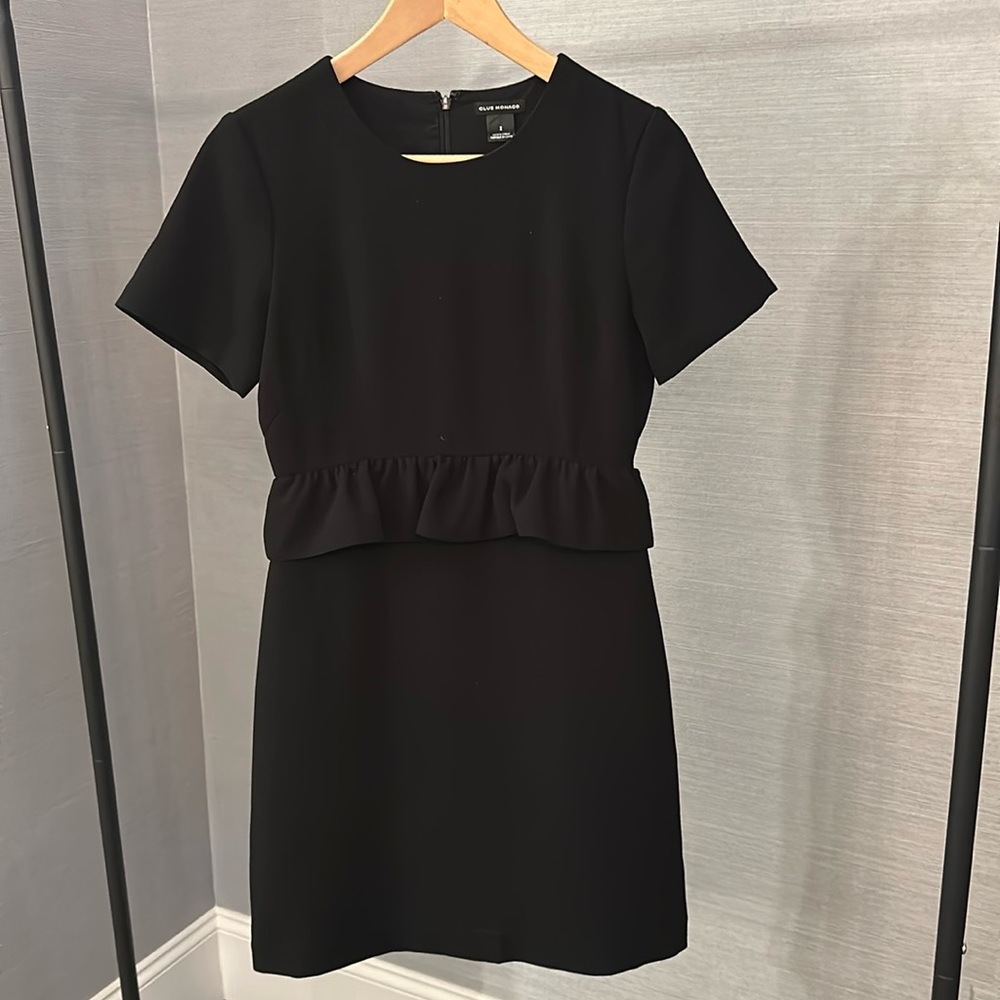 Club Monaco black dress. Size 2.